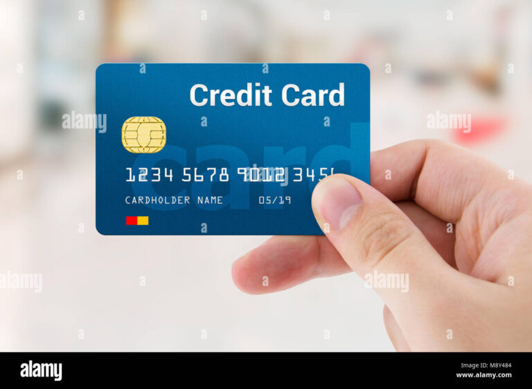 Tarjeta de crédito o débito: cuál es mejor para tus finanzas